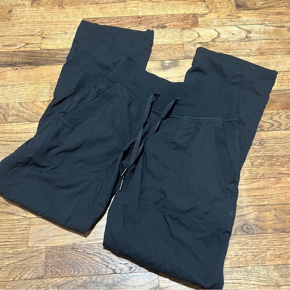 Lululemon Dance Studio Pant Size 4 - Picture 2 of 6